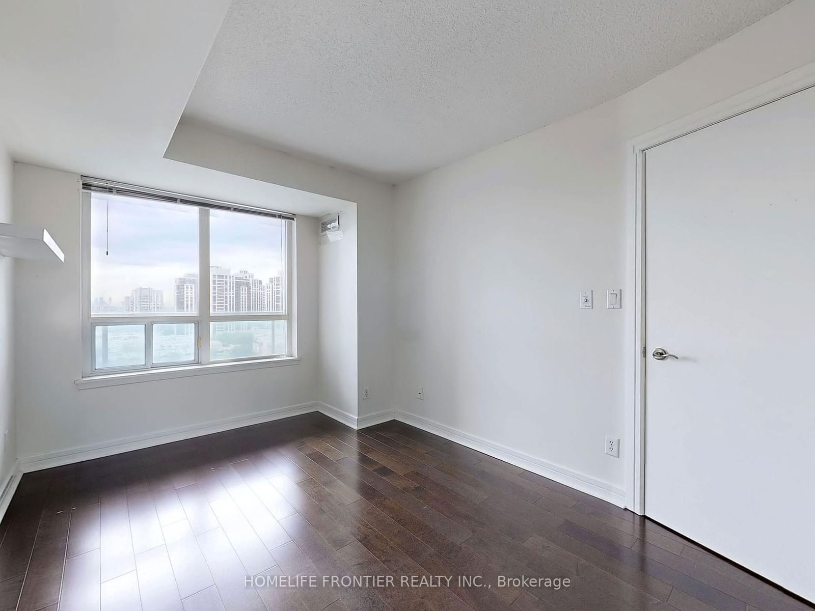 18 Harrison Garden Blvd, unit 1206 for rent