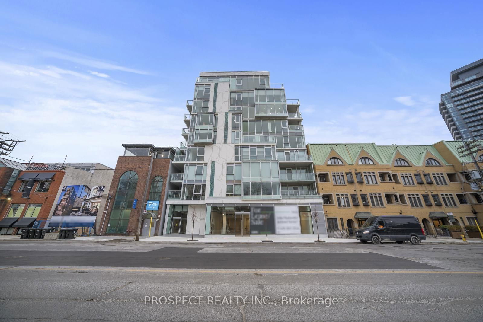 346 Davenport Rd E, unit 403 for sale