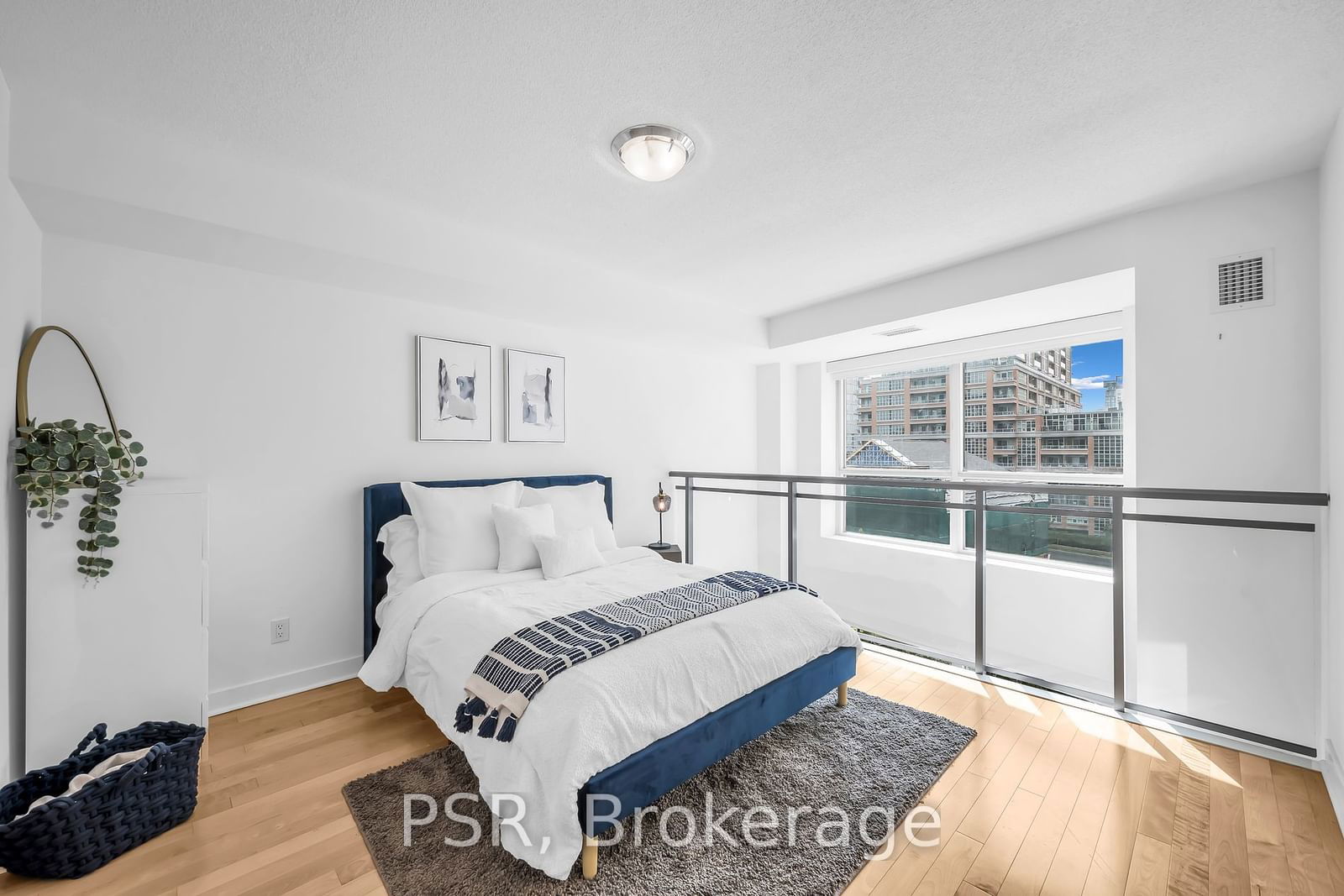 50 Lynn Williams St, unit 207 for sale