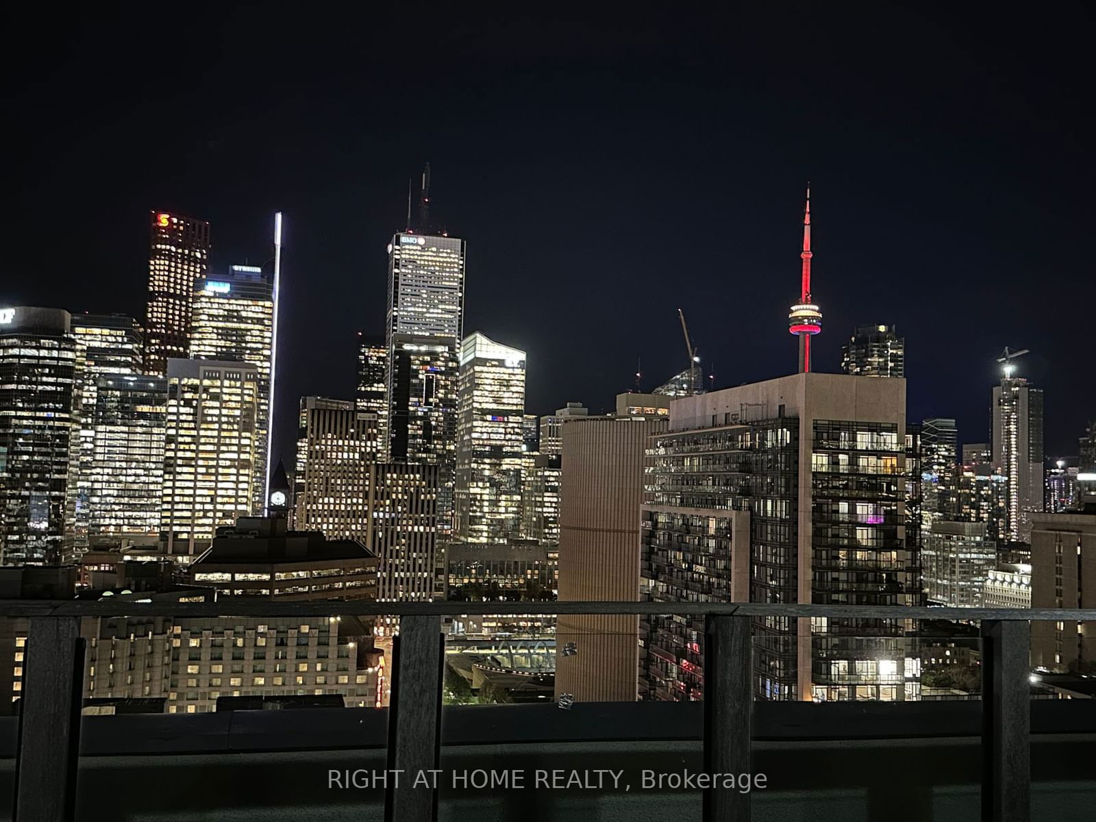 633 Bay St, unit 812 for rent - image #29