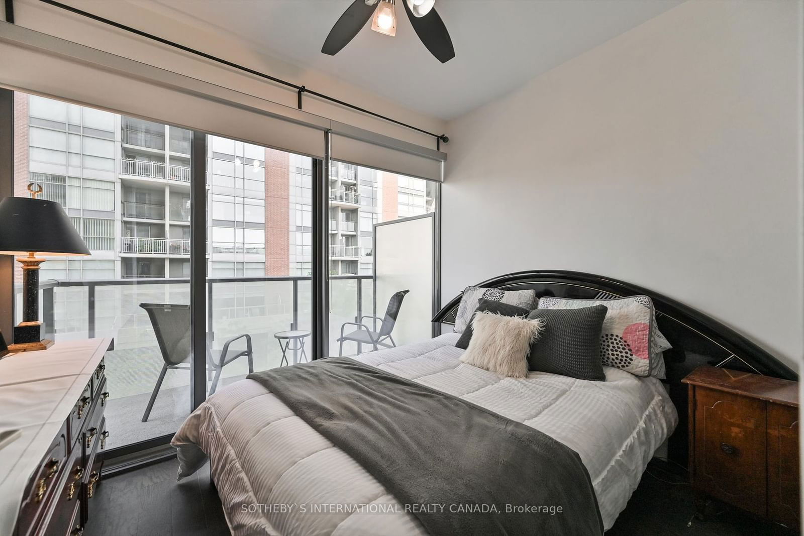 1815 Yonge St, unit 507 for sale