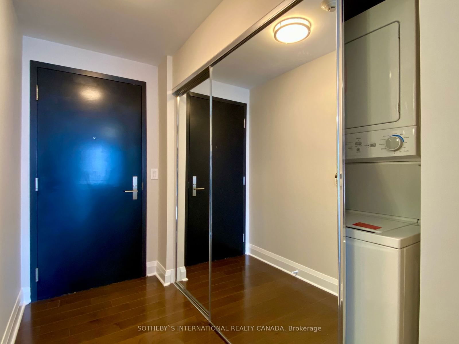 1080 Bay St, unit 2309 for rent - image #24