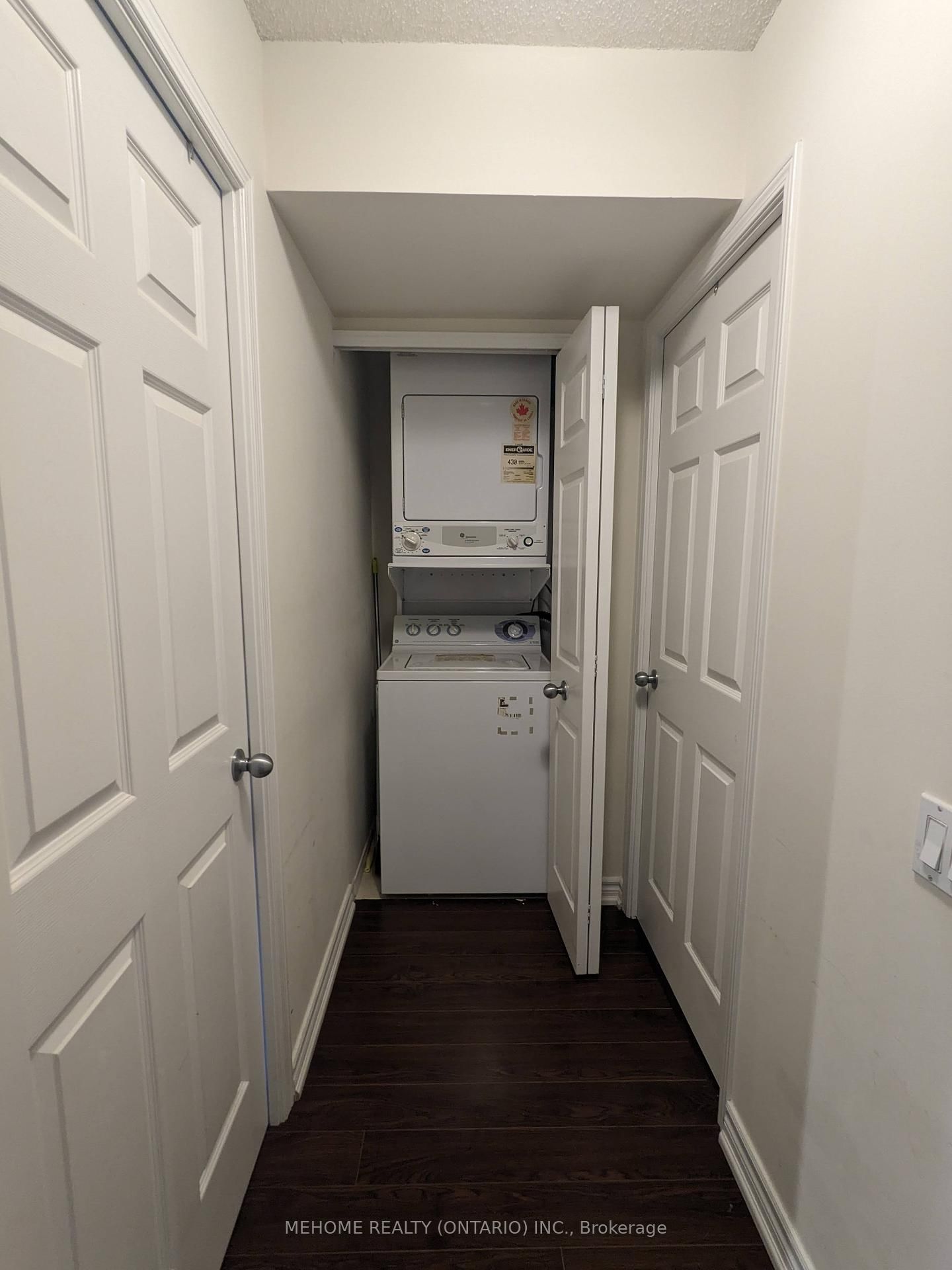 35 Finch Ave E, unit 1812 for rent