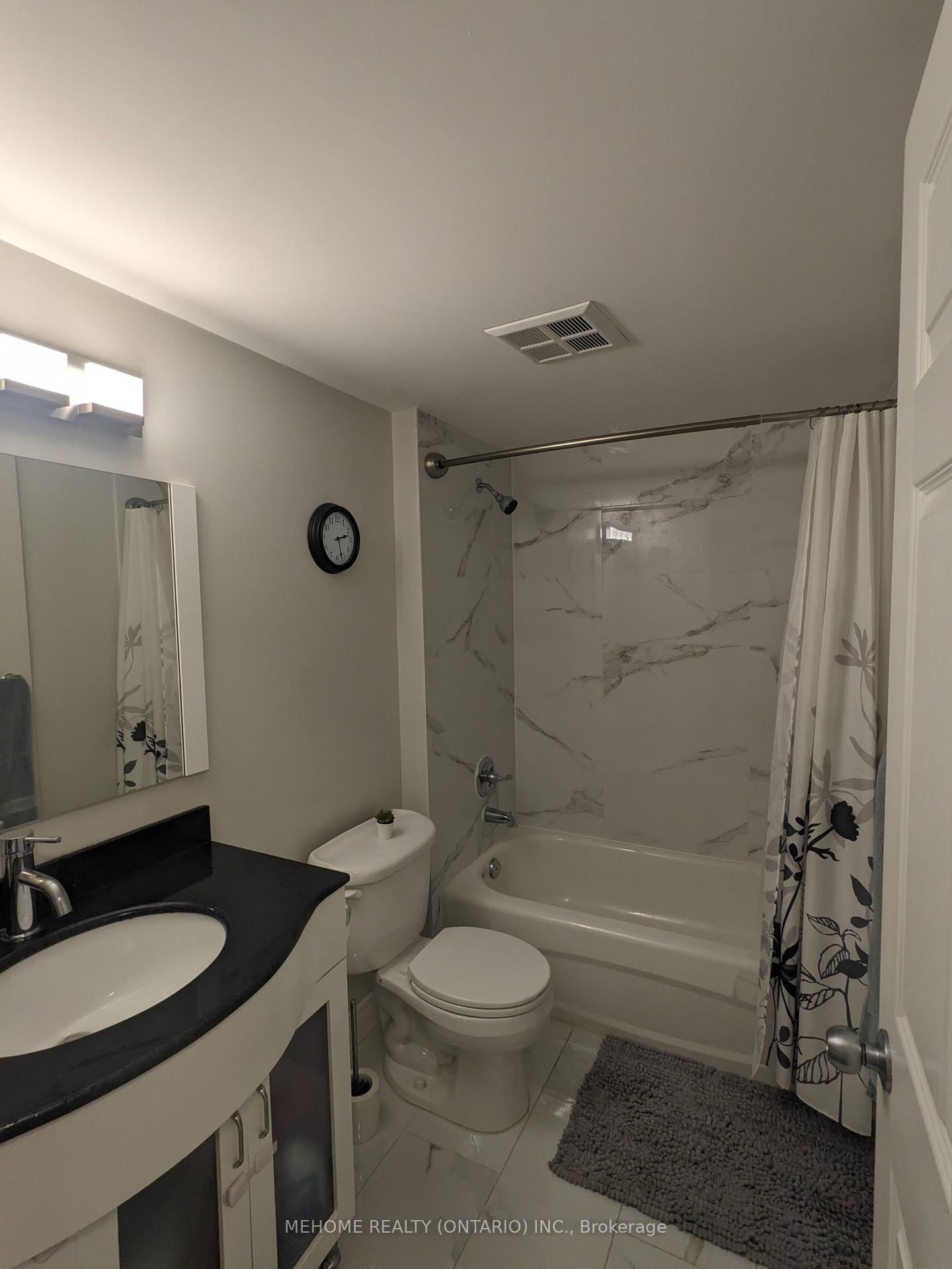 35 Finch Ave E, unit 1812 for rent