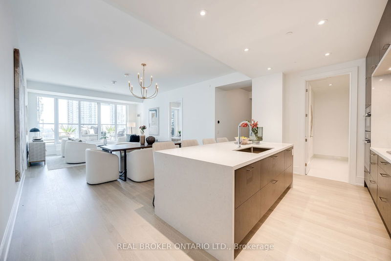 455 Wellington St W, unit 1007 for sale - image #1