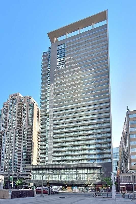 770 Bay St, unit 1707 for rent