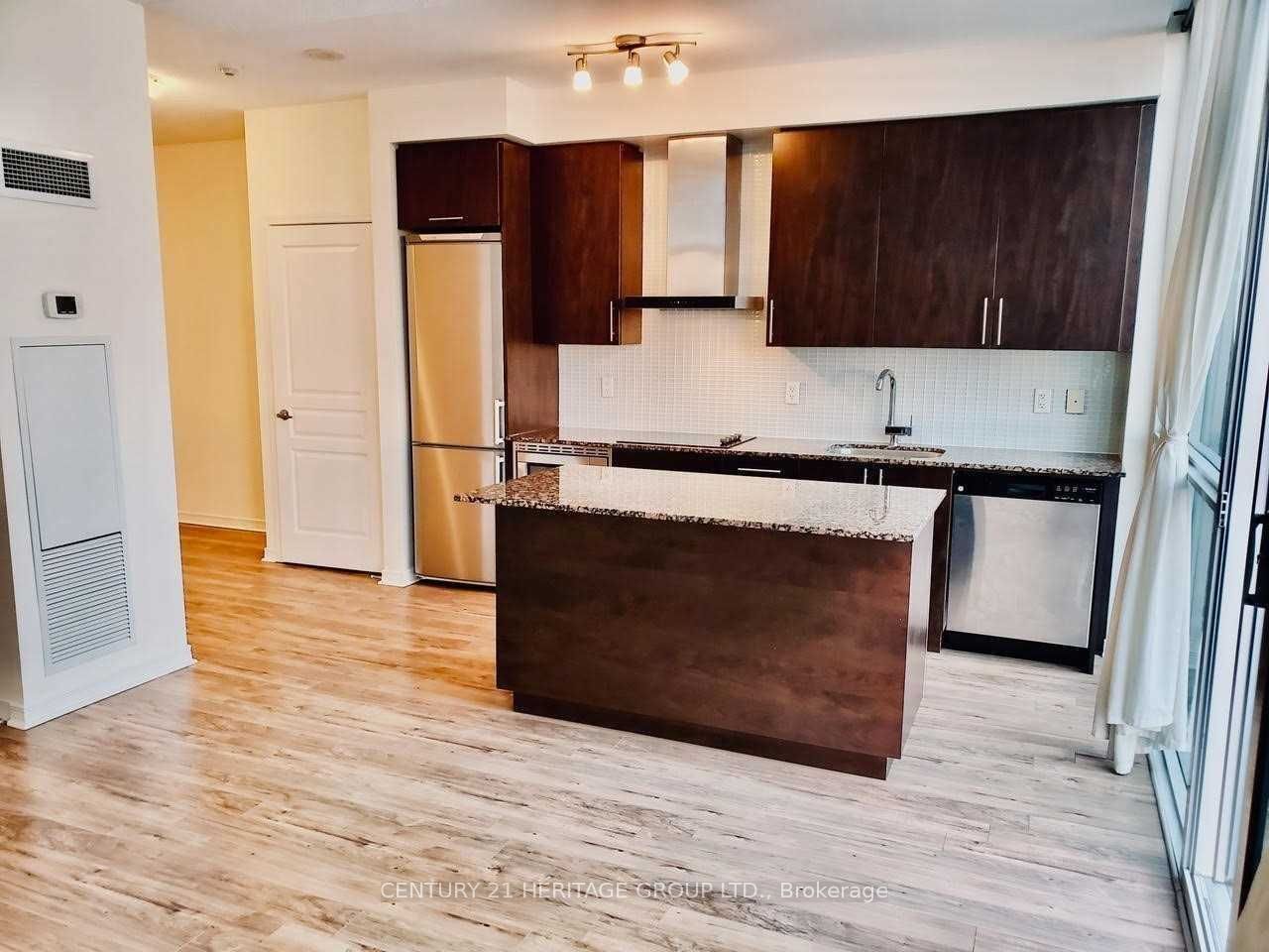 352 Front St W, unit 2314 for rent