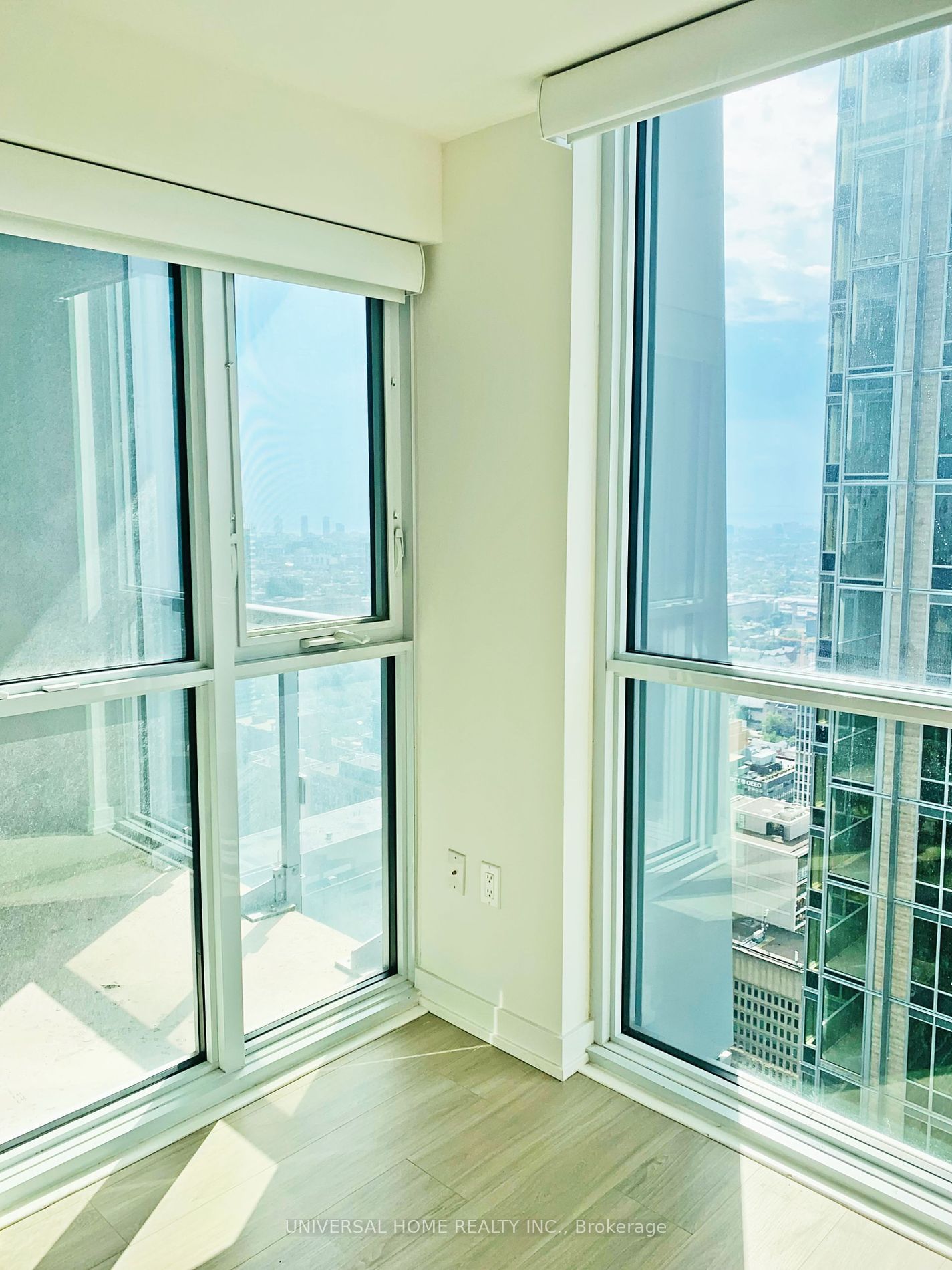 1 Yorkville Ave, unit 5002 for rent - image #14