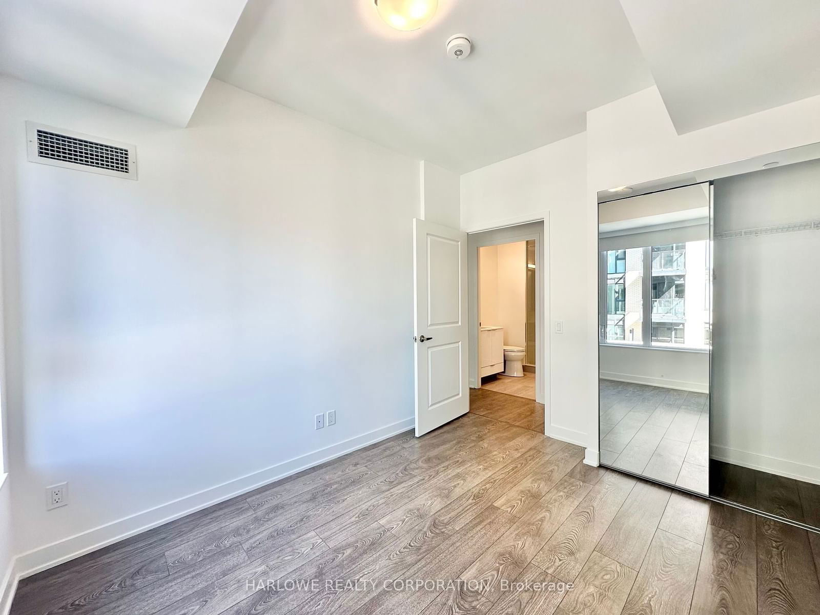 543 Richmond St W, unit 914 for rent - image #11