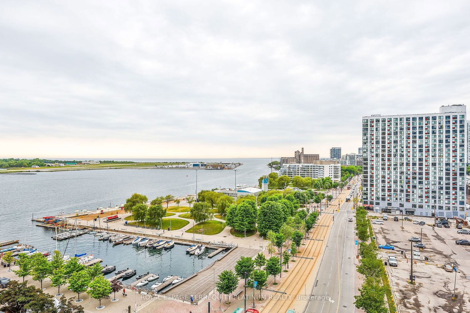 270 Queens Quay W, unit 1408 for sale