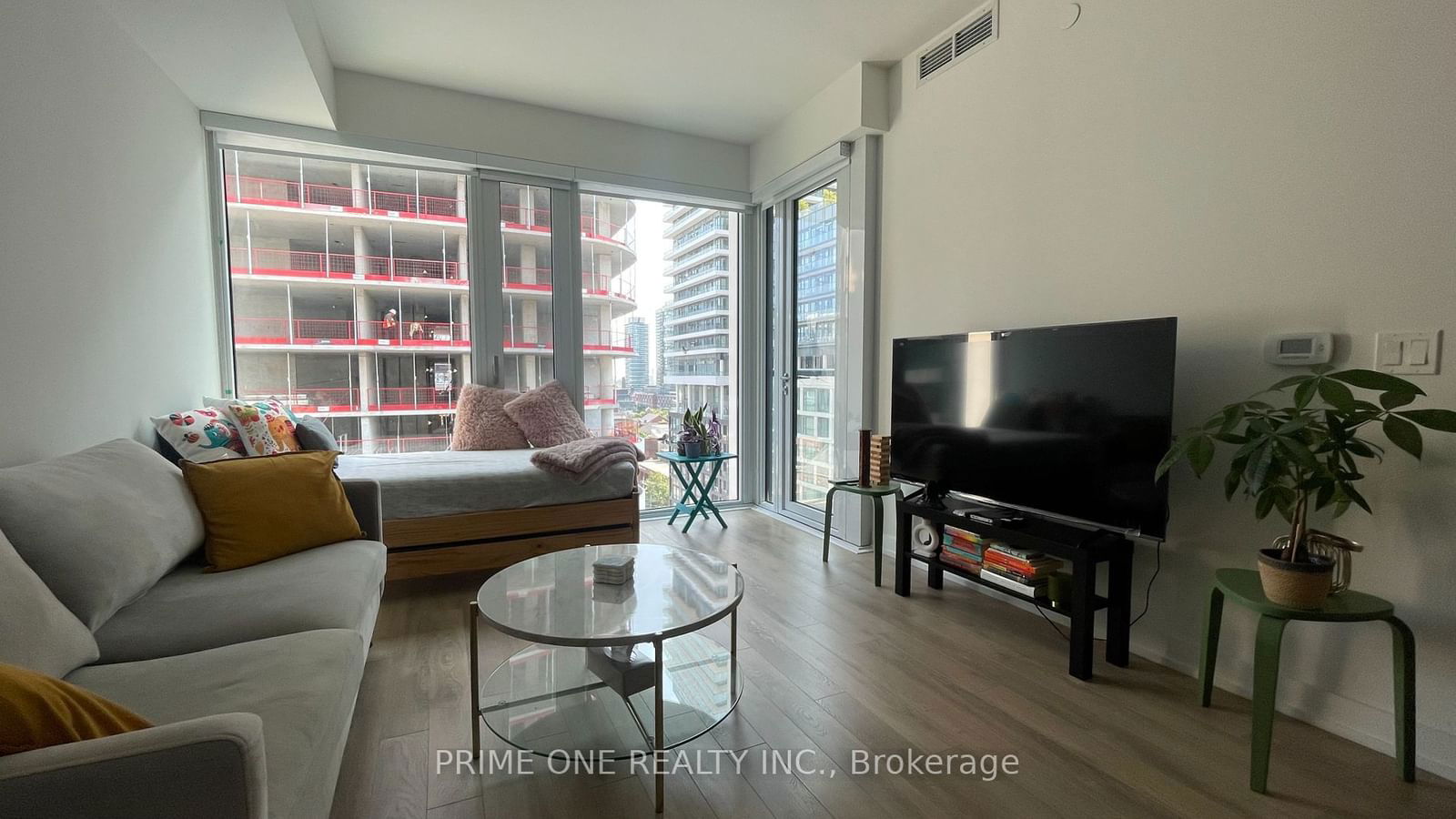 158 Front St E, unit 1114 for rent