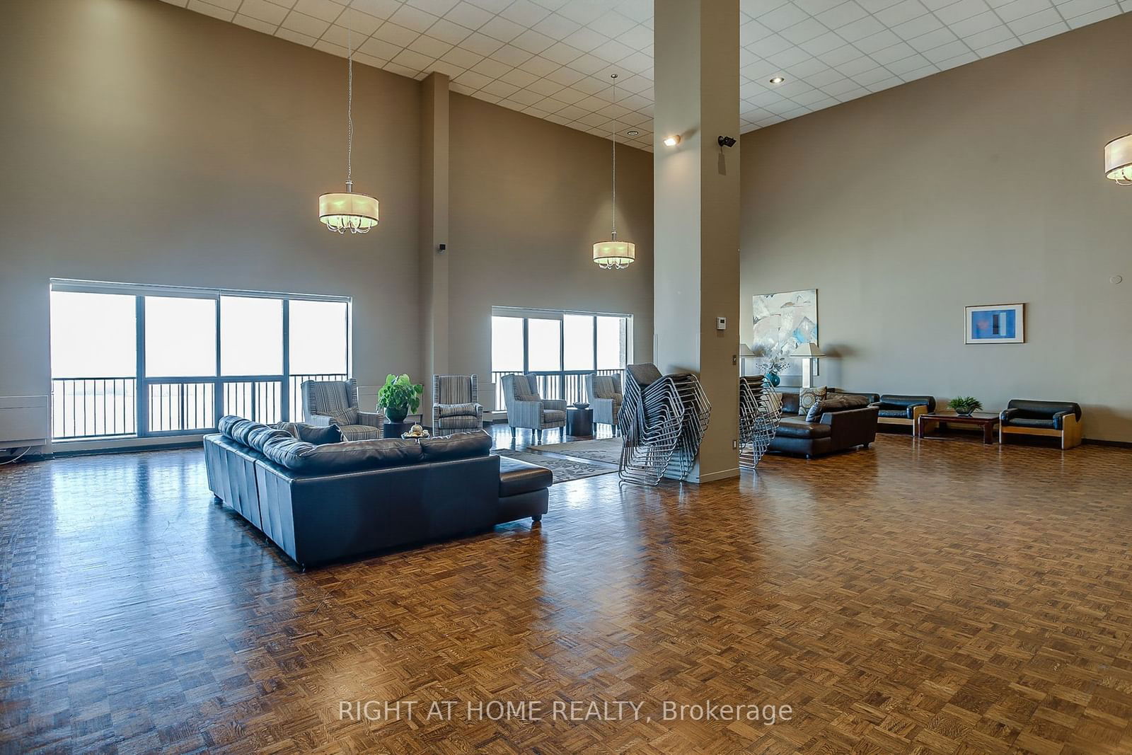 33 Harbour Sq, unit 3028 for rent - image #25