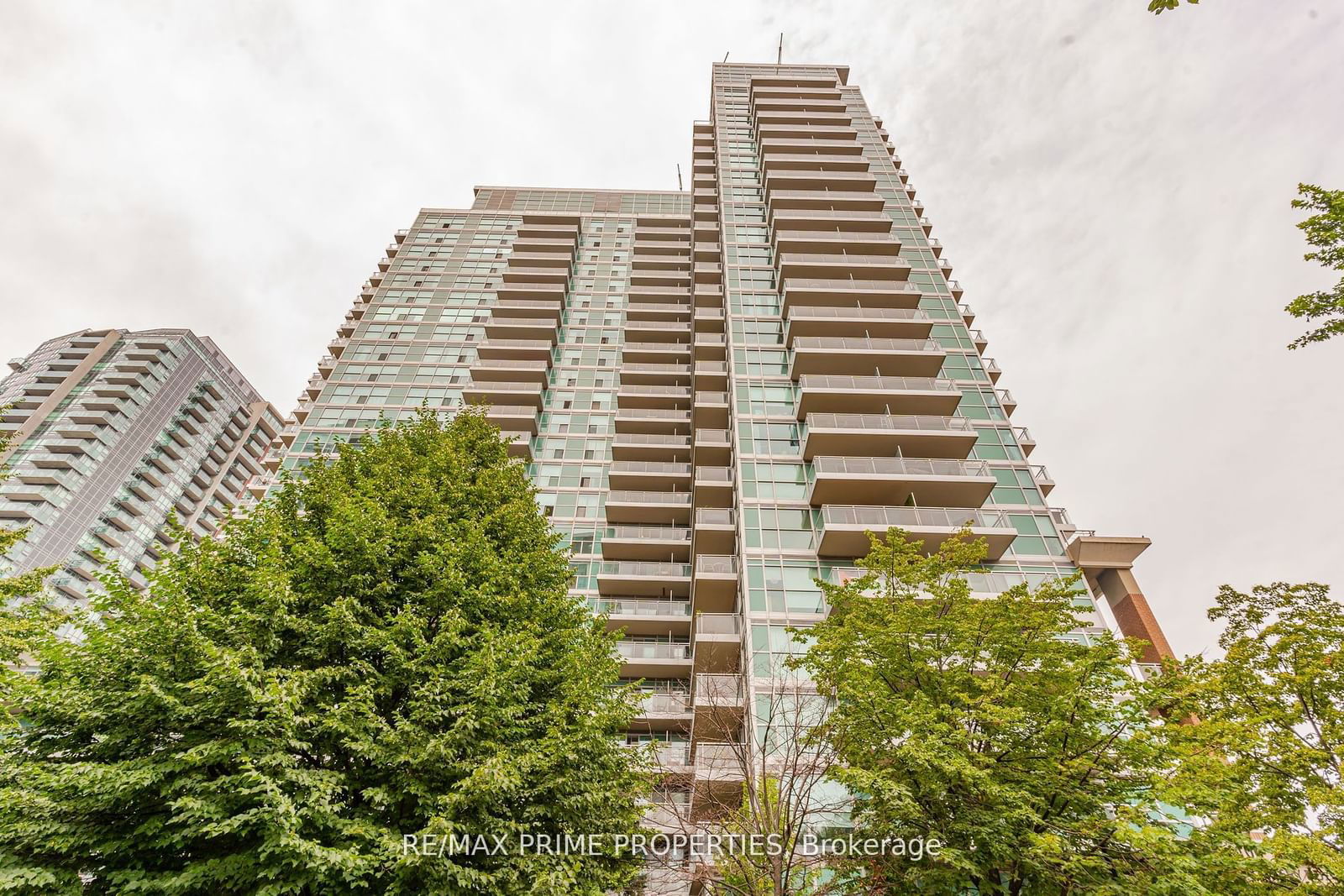 100 Western Battery Rd, unit 913 for rent - image #3