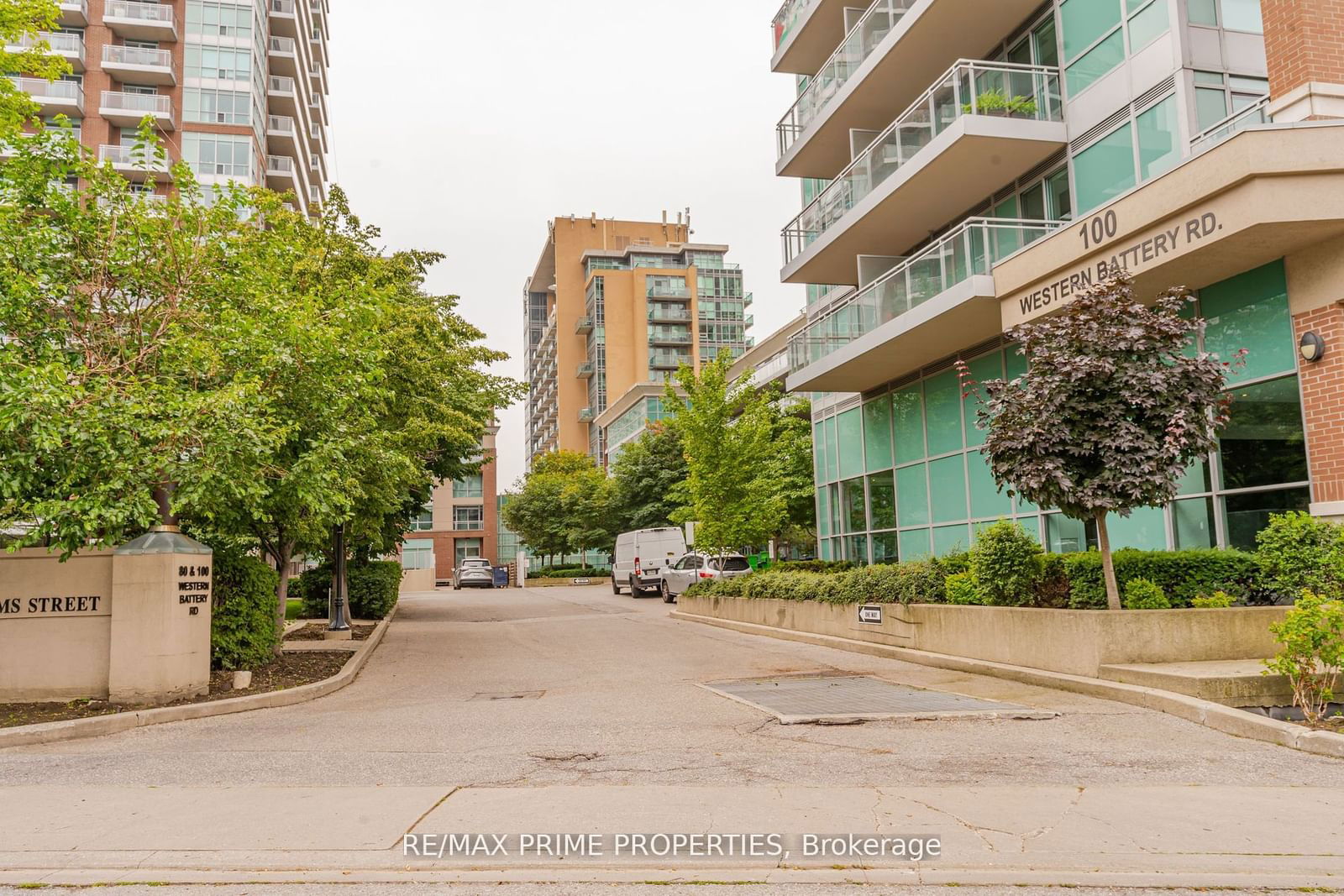 100 Western Battery Rd, unit 913 for rent - image #4