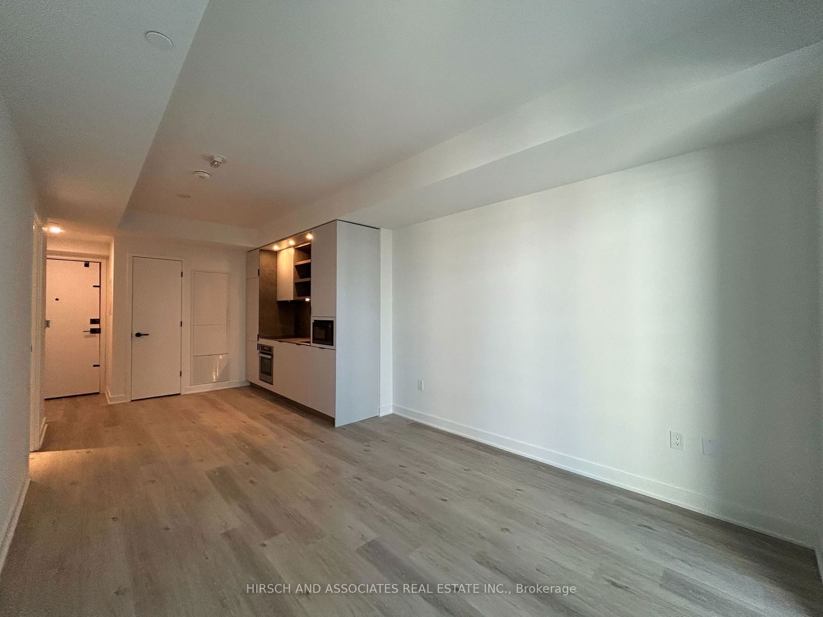 55 Charles St E, unit 4008 for rent - image #16