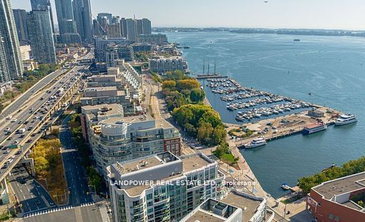 600 Queens Quay W, unit 308 for rent