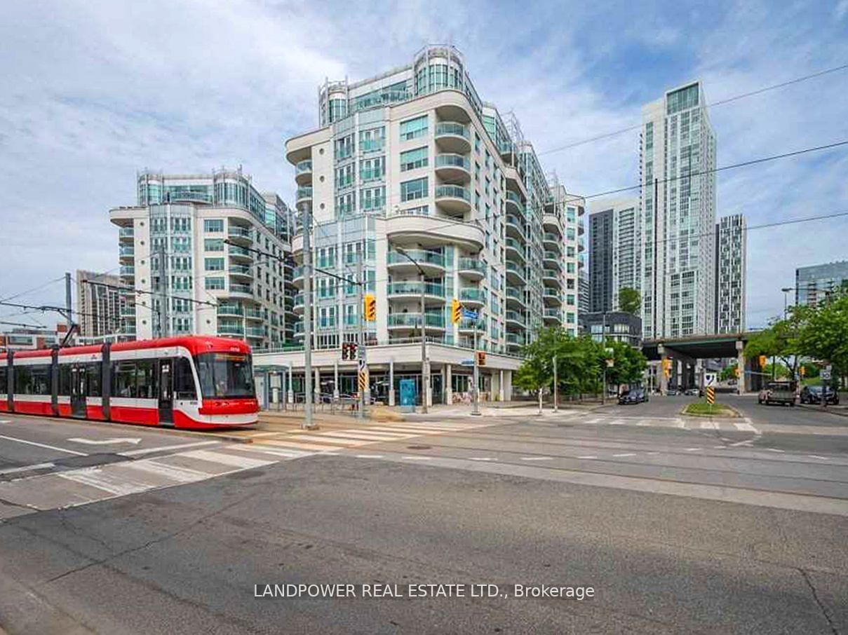 600 Queens Quay W, unit 308 for rent