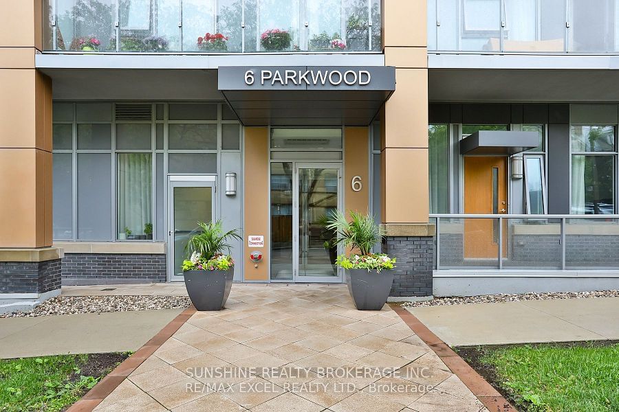 6 Parkwood Ave E, unit 709 for rent - image #2