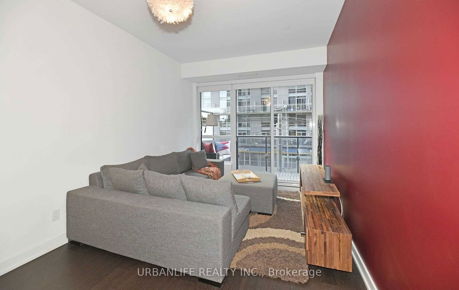 1030 King St W, unit 213 for rent - image #2