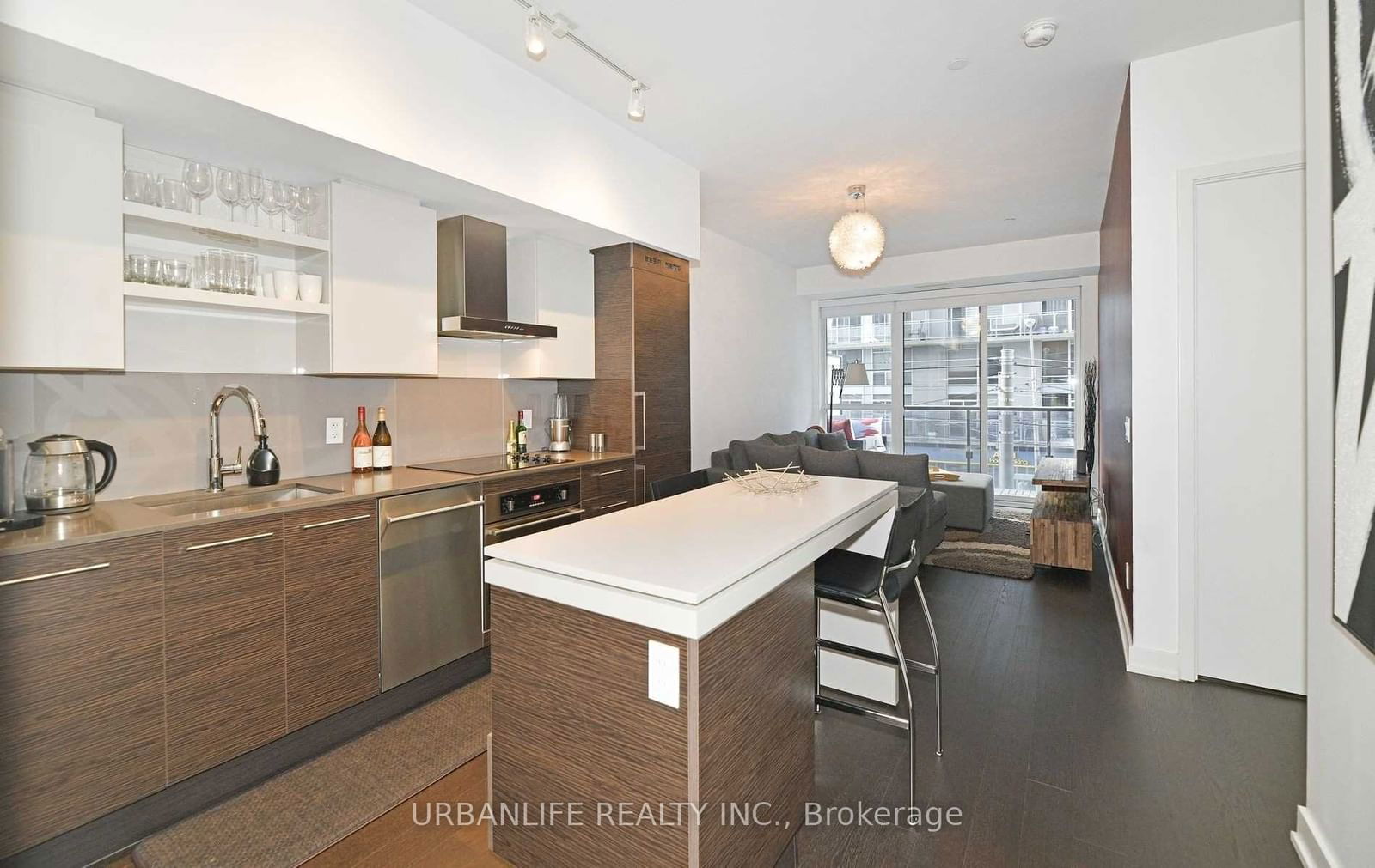 1030 King St W, unit 213 for rent