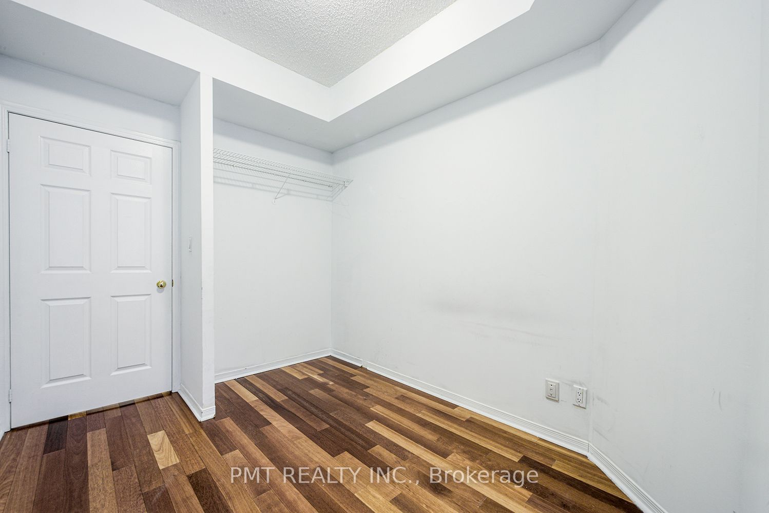 39 Jarvis St, unit 316 for rent