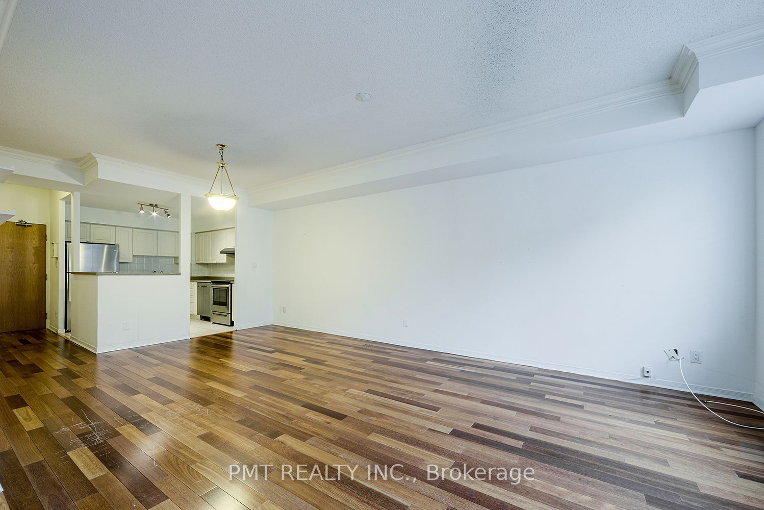 39 Jarvis St, unit 316 for rent