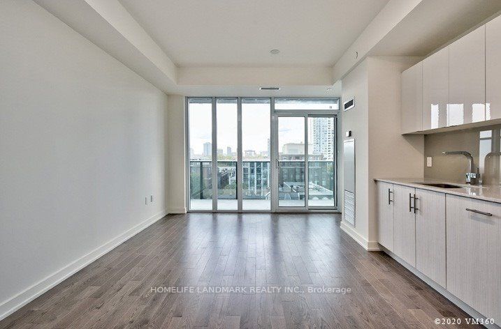 330 Richmond St W, unit 916 for rent - image #6