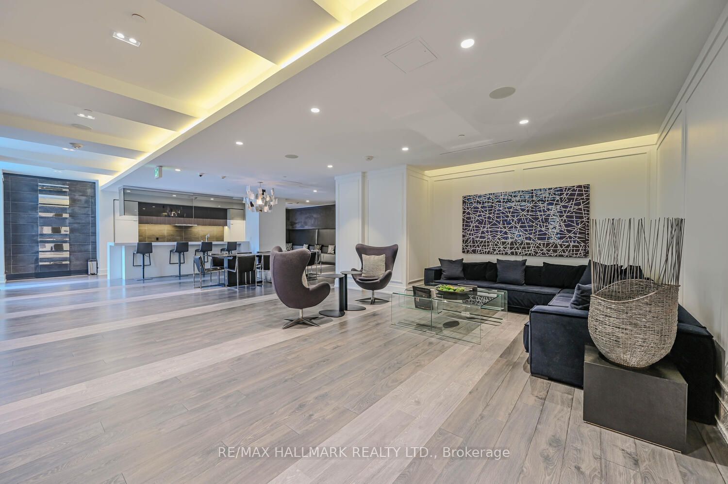 6 Parkwood Ave, unit 611 for sale - image #26