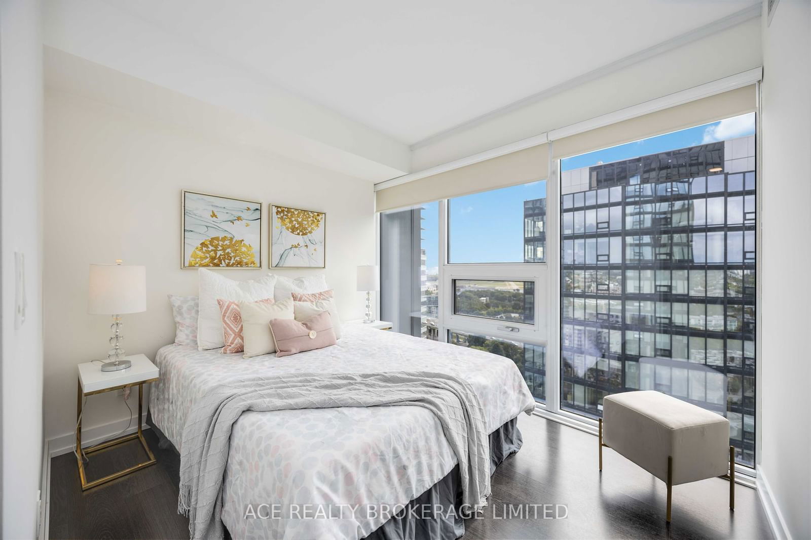 19 Western Battery Rd, unit 2607 for sale - image #22