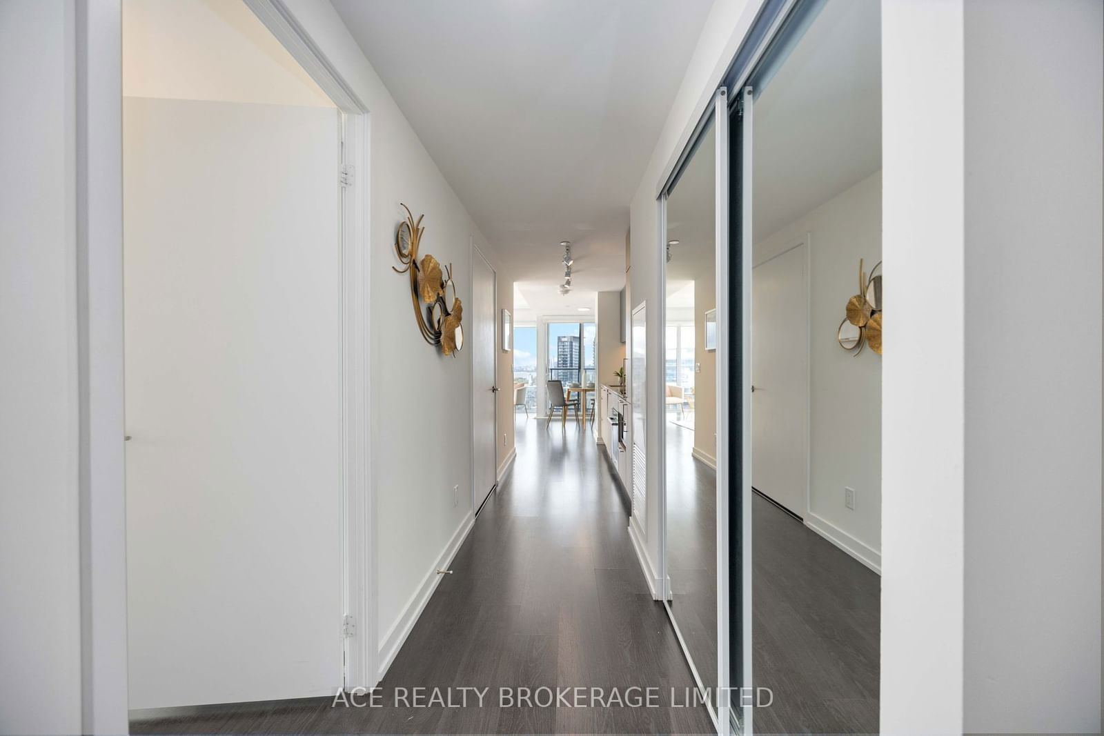 19 Western Battery Rd, unit 2607 for sale - image #4