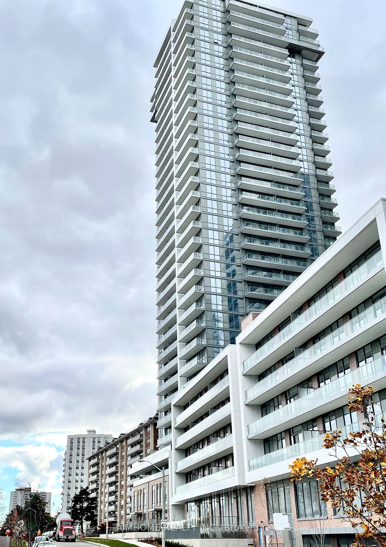 32 Forest Manor Rd, unit 2105 for rent - image #1