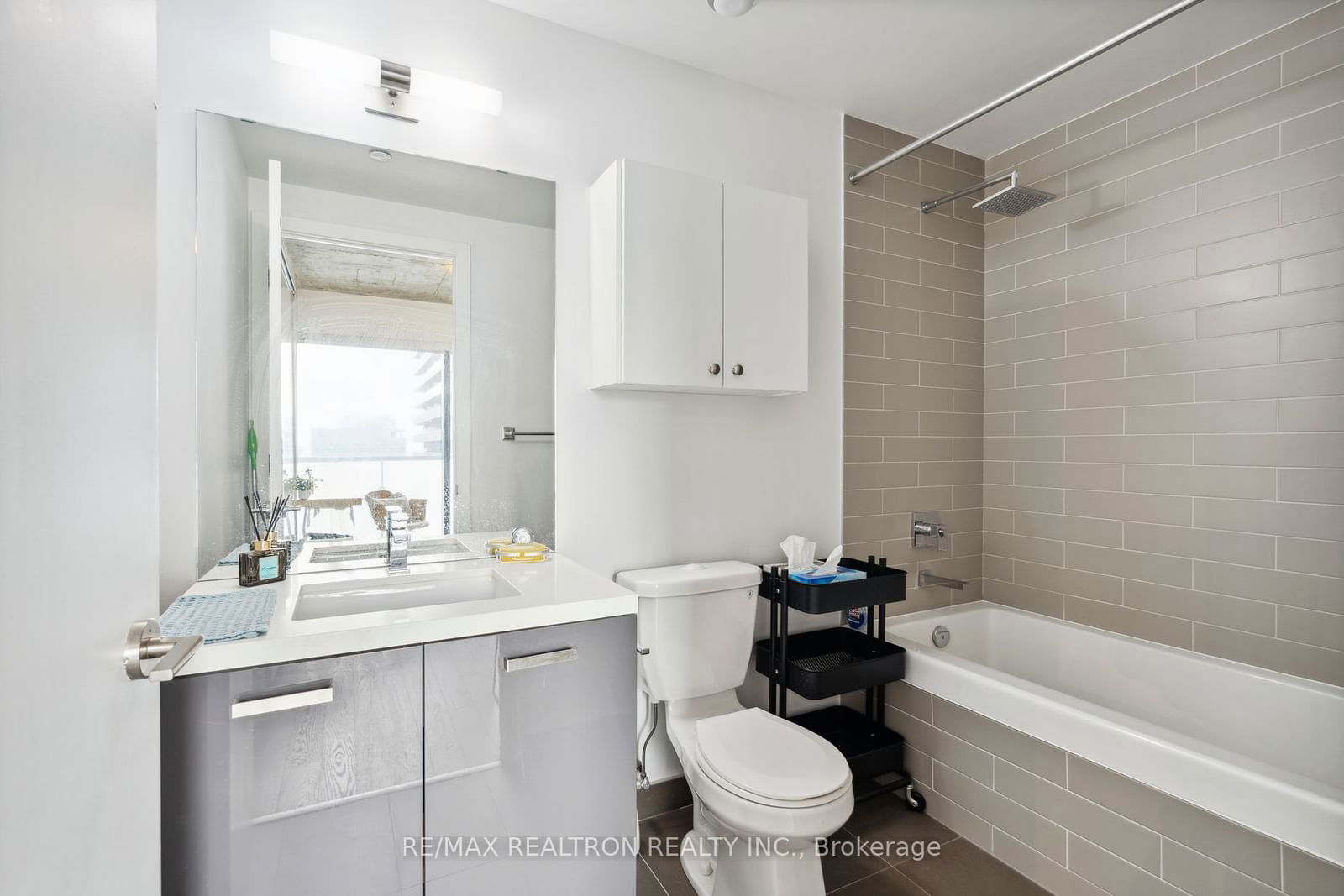 11 Charlotte St, unit 2202 for rent - image #17