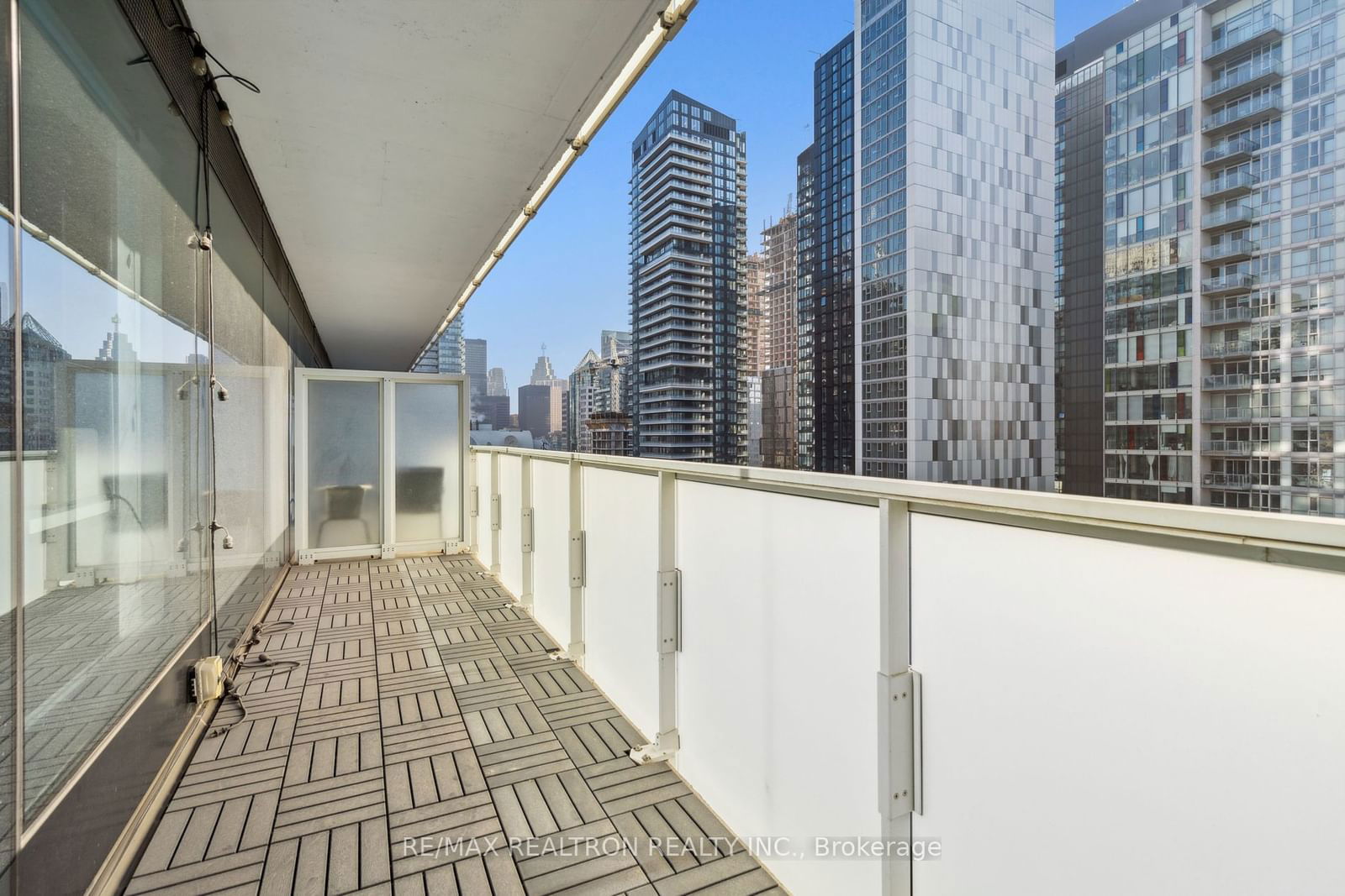 11 Charlotte St, unit 2202 for rent - image #18