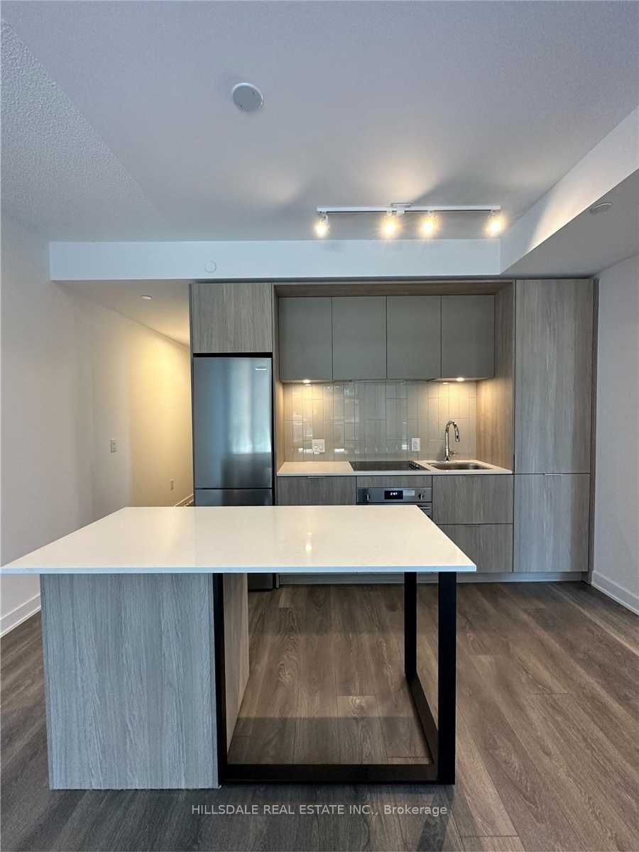 130 River St, unit 605 for rent - image #4