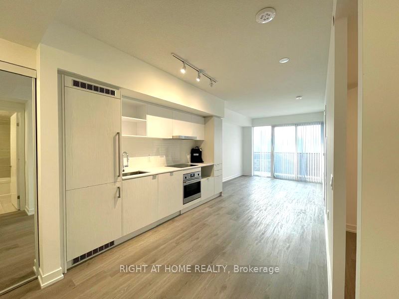 55 cooper St, unit 4002 for rent