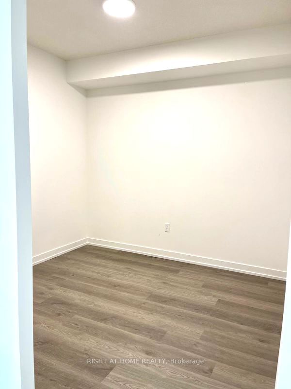 55 cooper St, unit 4002 for rent