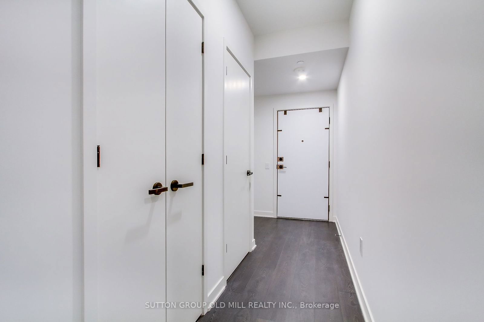 55 Charles St E, unit 1004 for rent - image #8