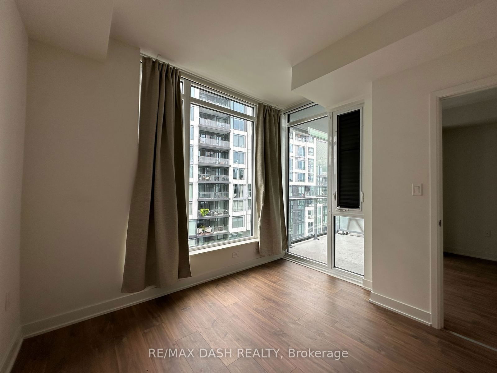 576 Front St W, unit 1213E for rent - image #23