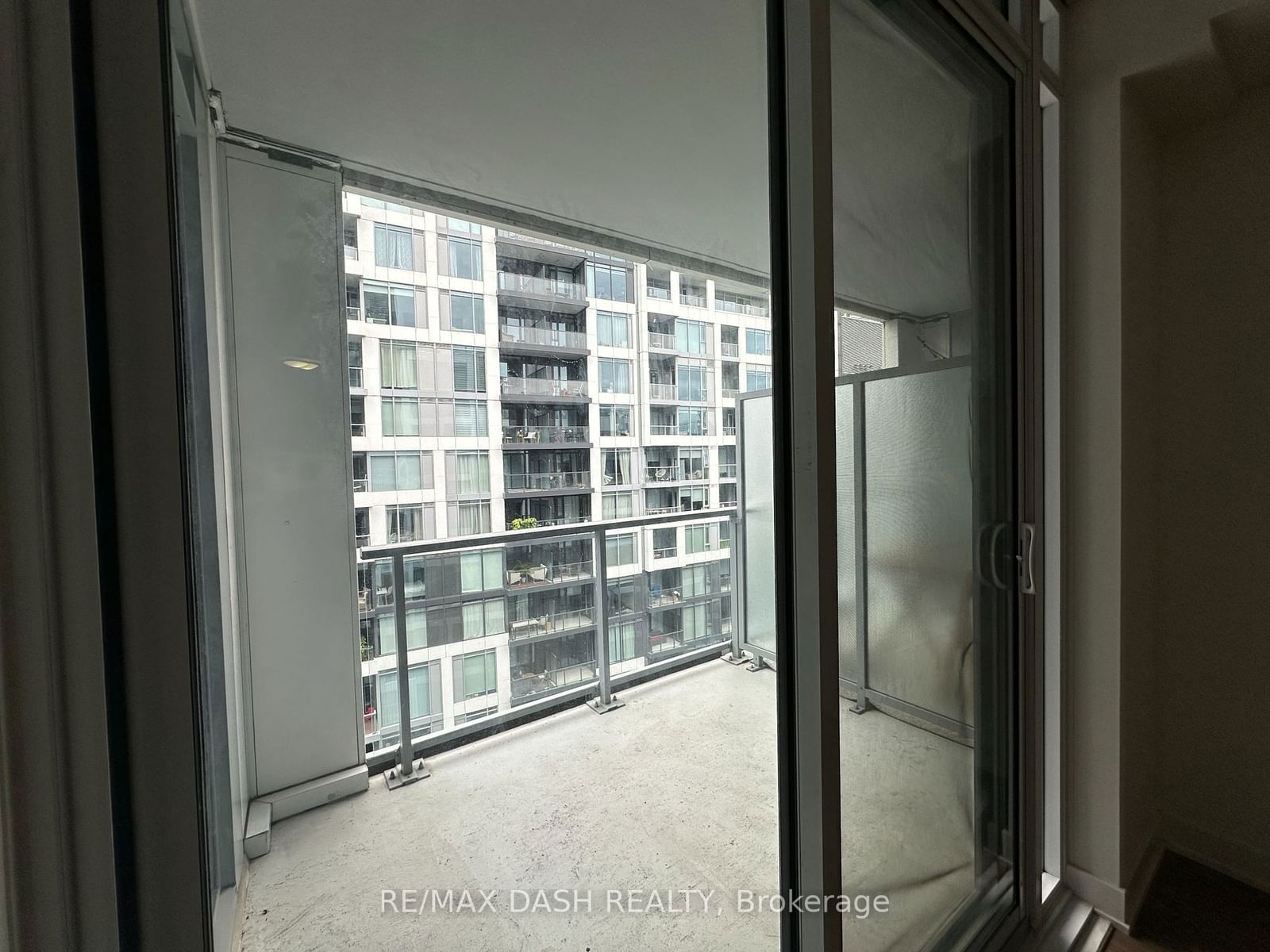 576 Front St W, unit 1213E for rent - image #29