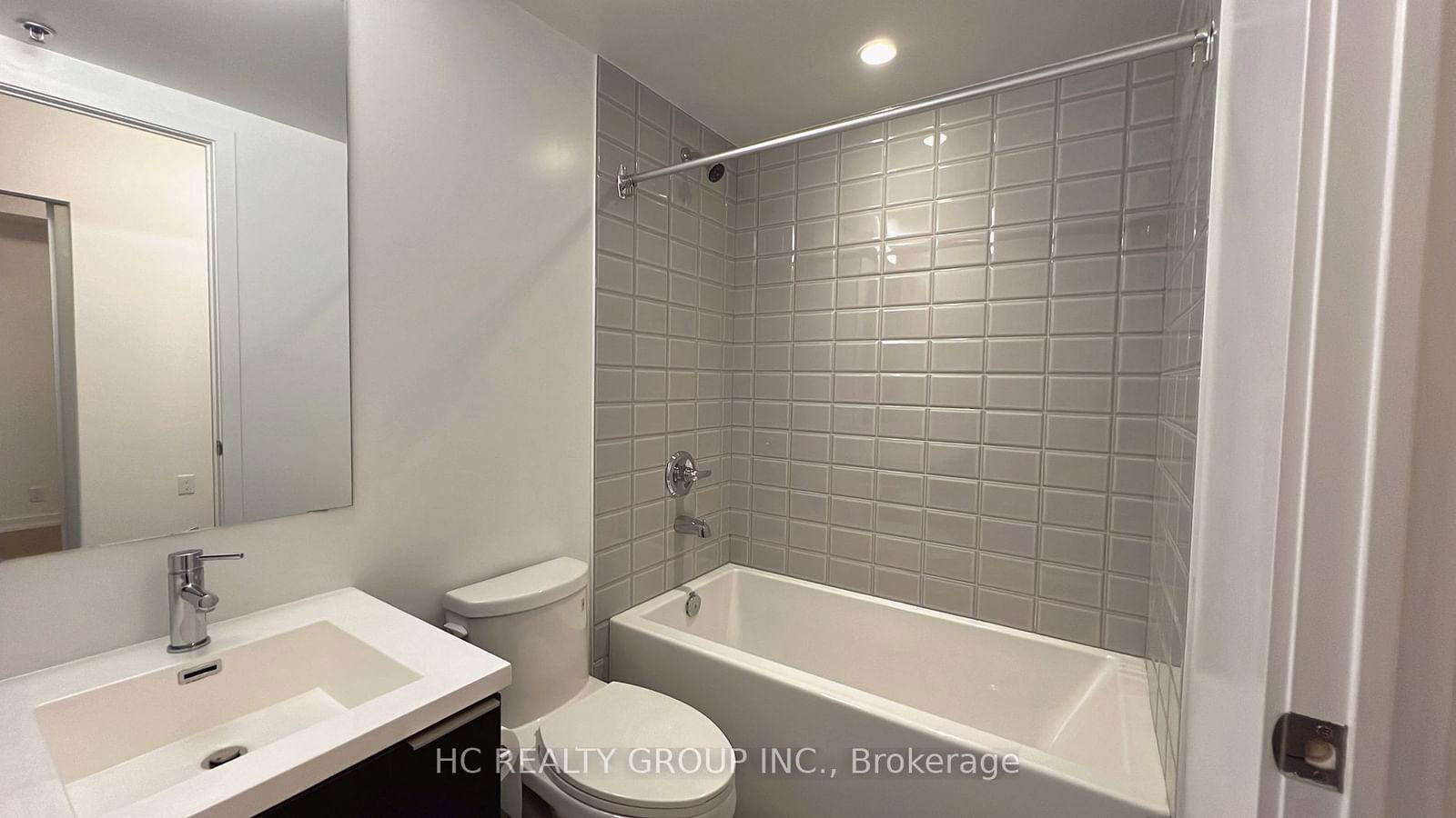 203 College St, unit 404 for sale - image #7