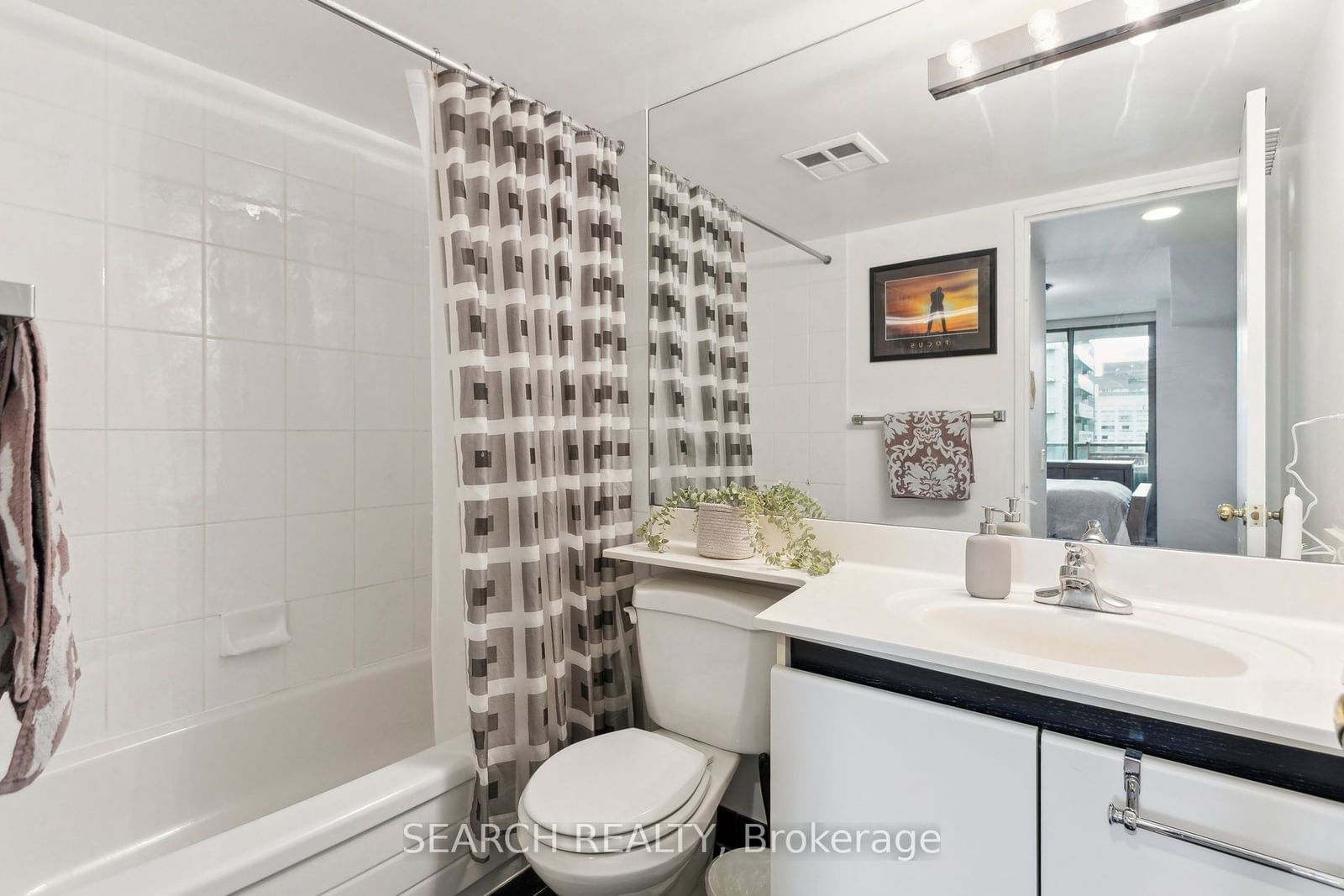 750 Bay St, unit 1503 for sale - image #26