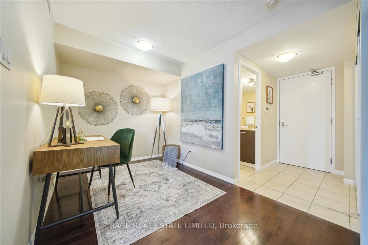 37 Grosvenor St, unit 902 for sale - image #25