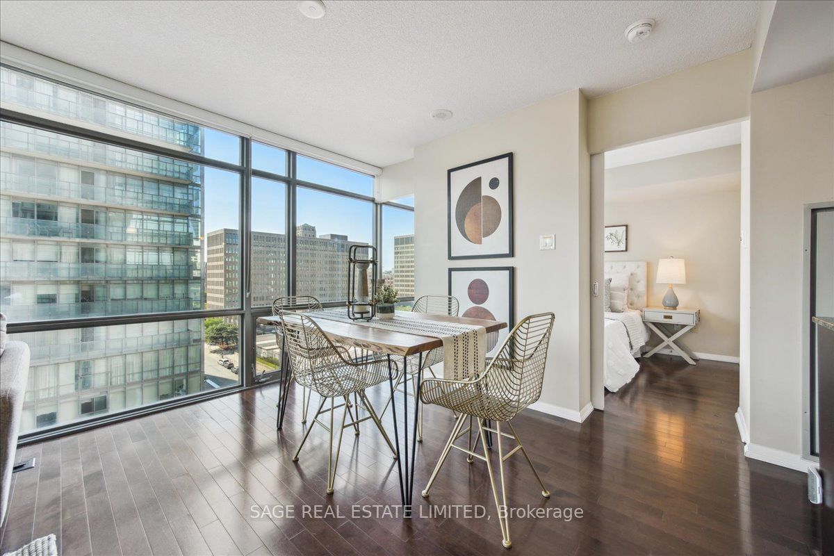 37 Grosvenor St, unit 902 for sale - image #8