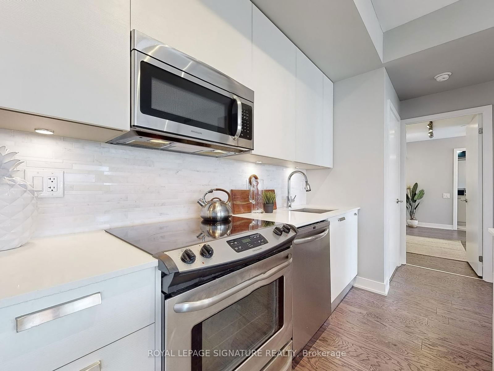 1815 Yonge St, unit 405 for sale - image #14