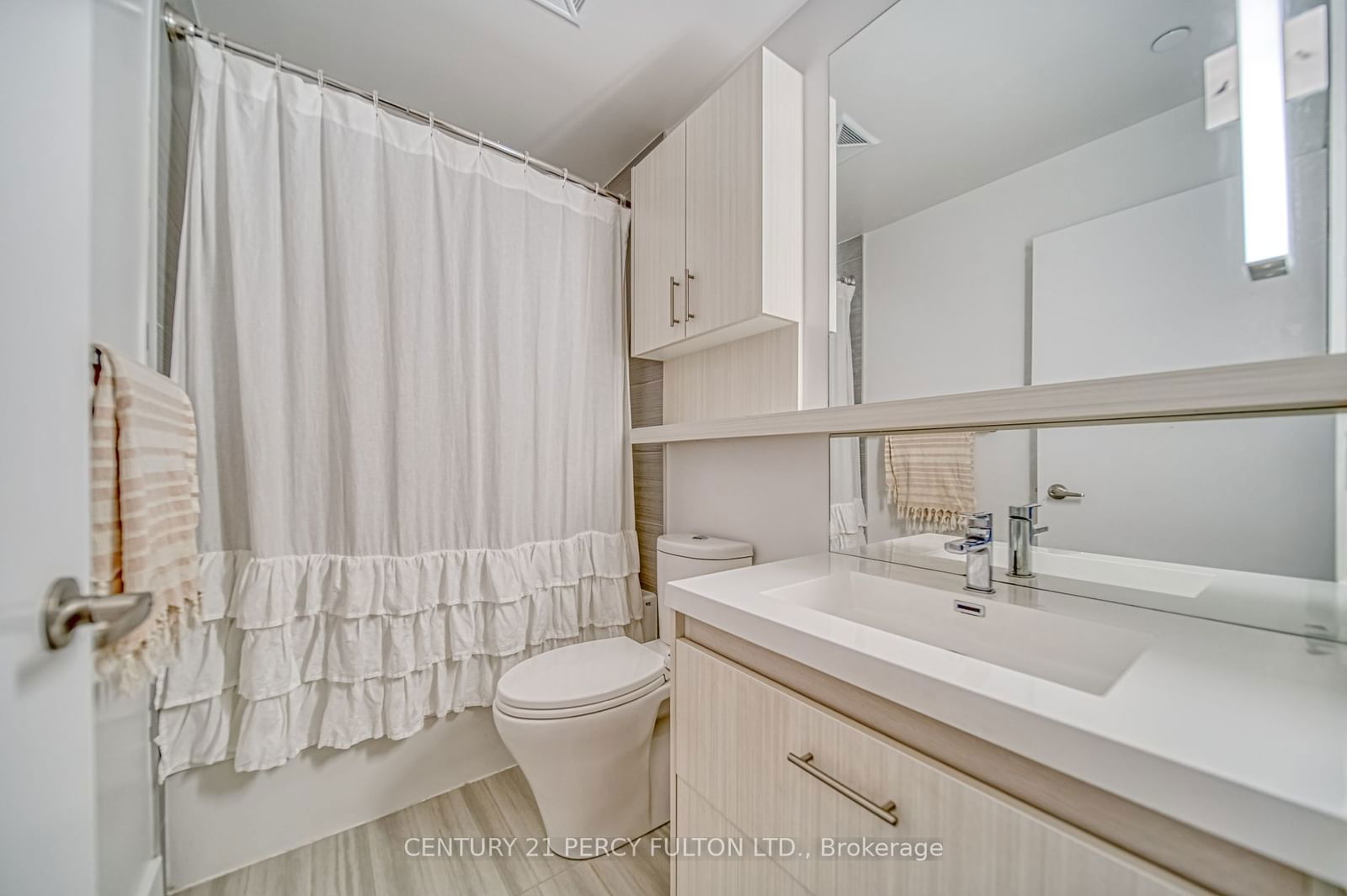 128 Fairview Mall Dr, unit 312 for rent - image #11