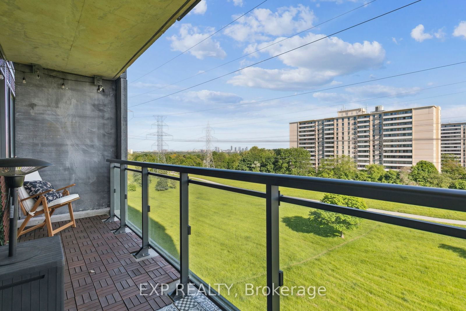 3237 Bayview Ave, unit 510 for sale