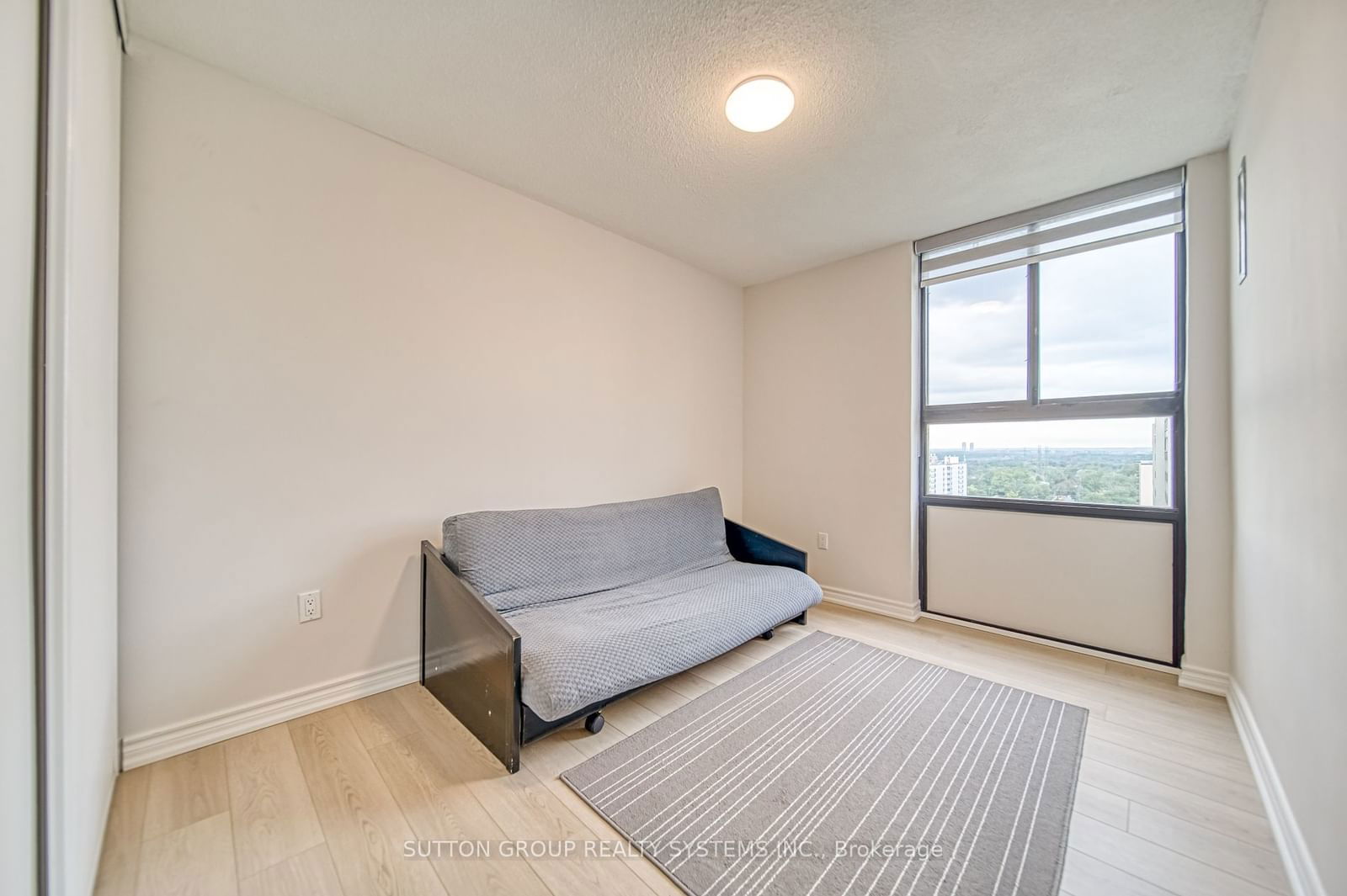 260 Seneca Hill Dr, unit 1811 for rent - image #21