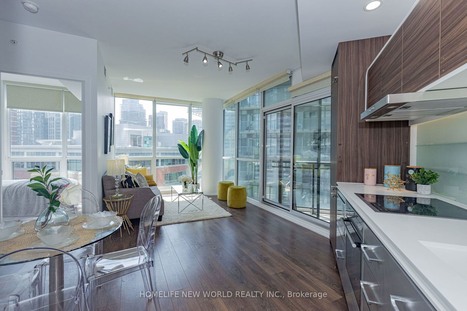 45 Charles St E, unit 1002 for sale - image #8