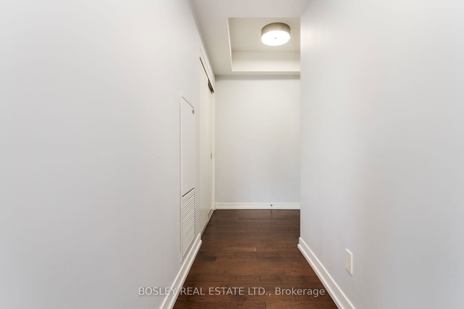 21 Widmer St, unit 3709 for rent - image #4