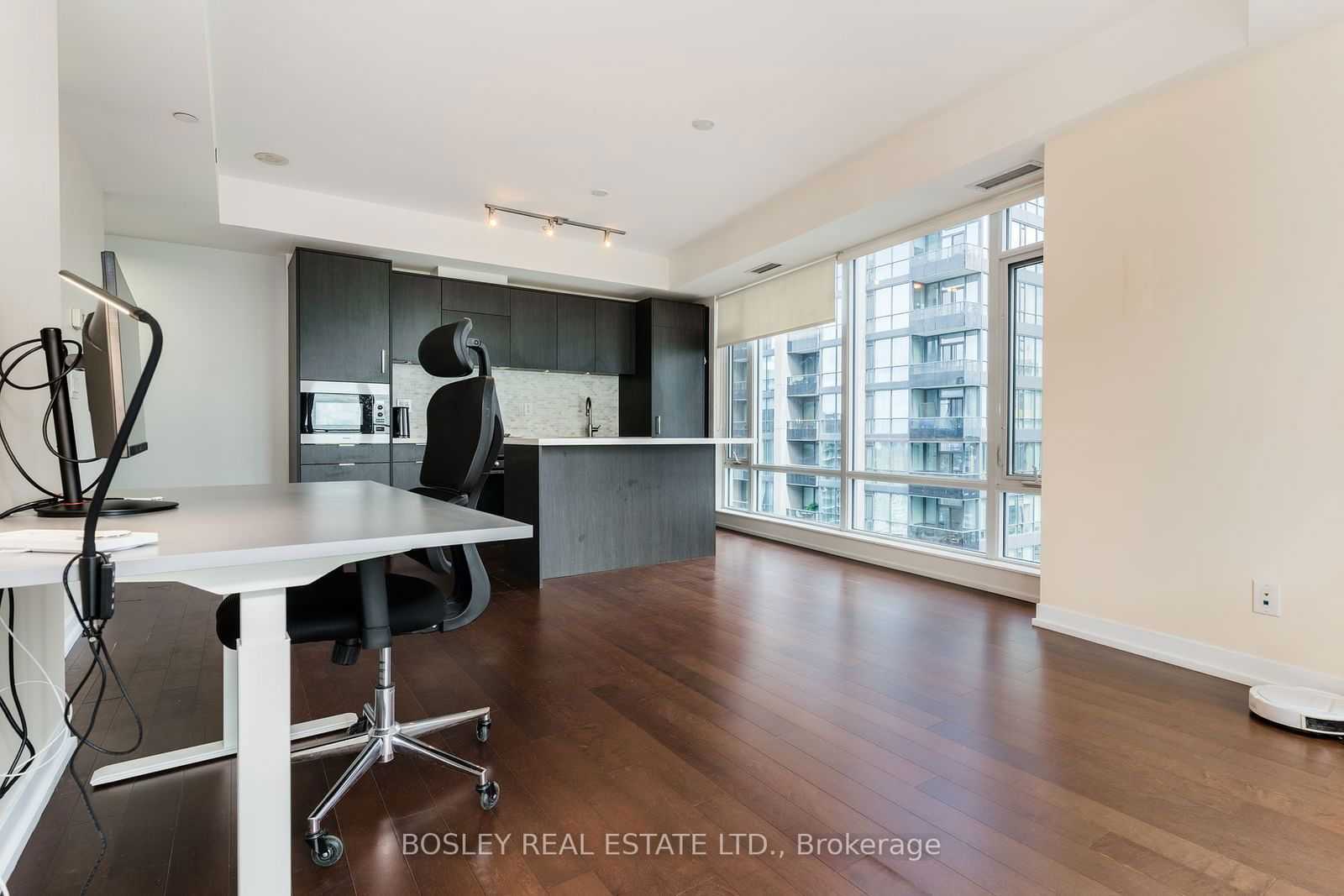 21 Widmer St, unit 3709 for rent - image #9